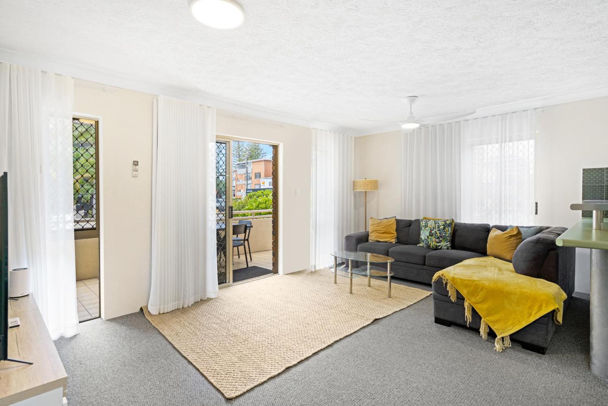 Oceanside Cove Aparthotel Гоулд Коуст Екстериор снимка