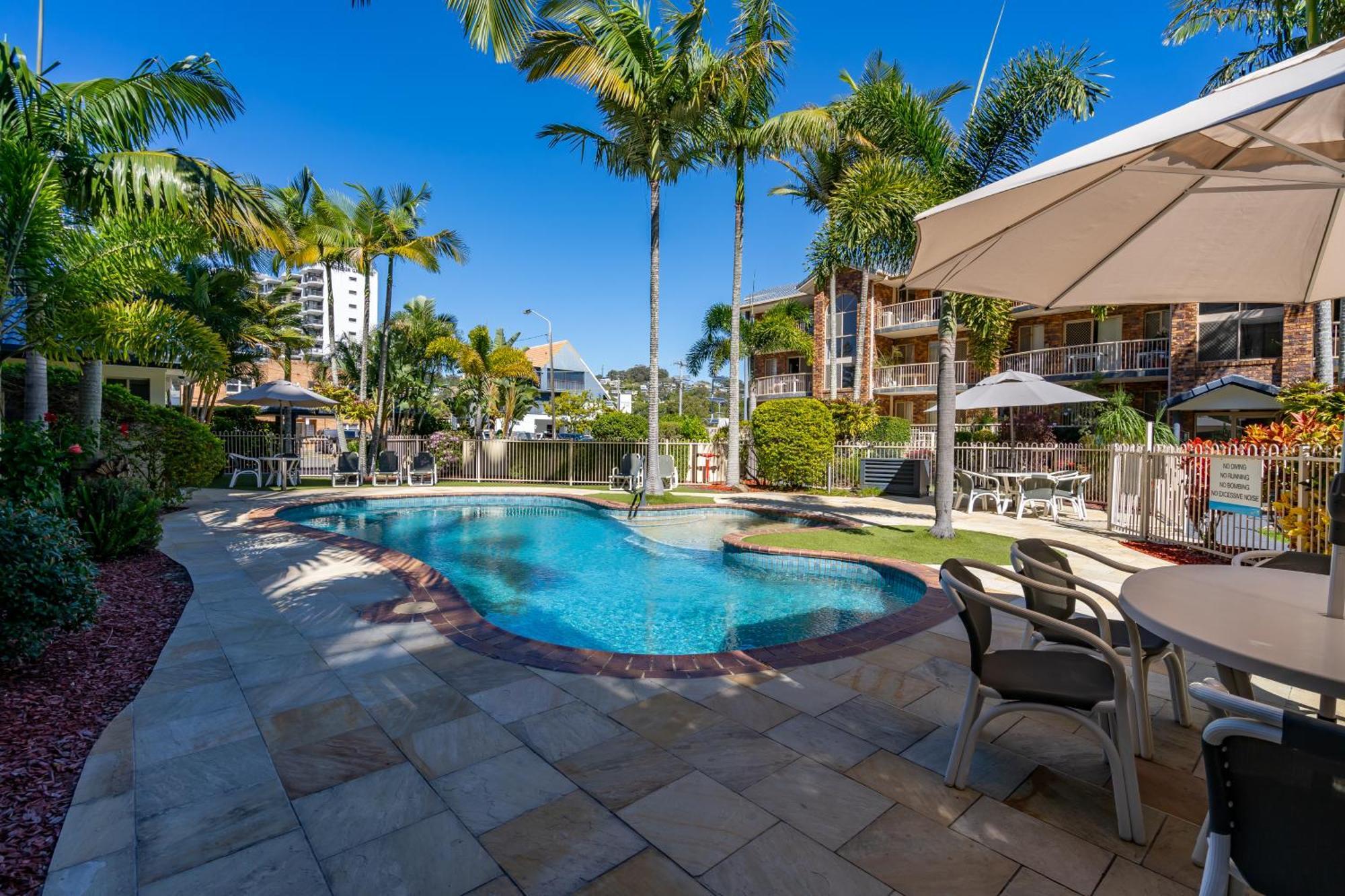 Oceanside Cove Aparthotel Гоулд Коуст Екстериор снимка