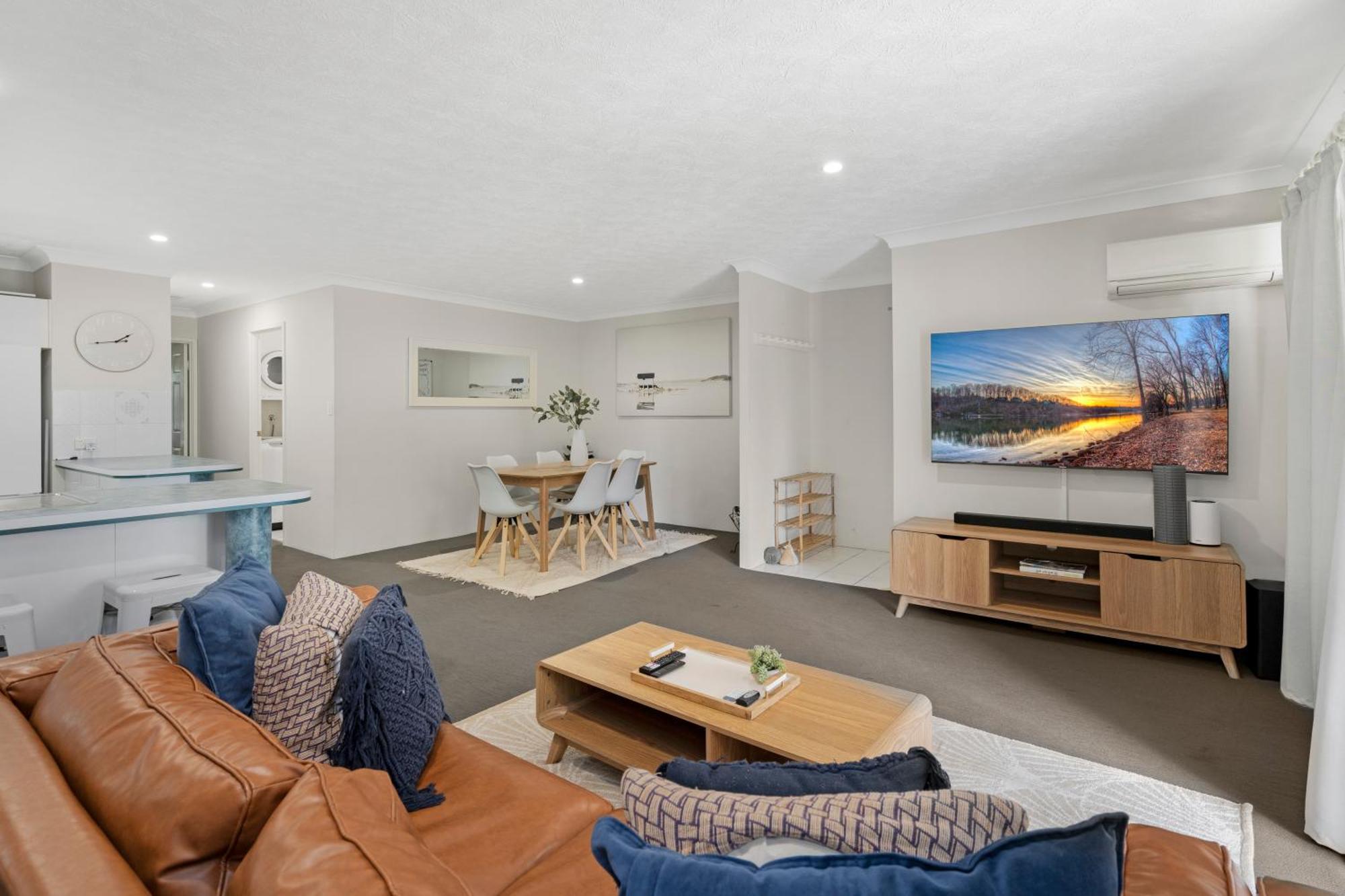 Oceanside Cove Aparthotel Гоулд Коуст Екстериор снимка